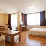 Ela Pensjonat 4*