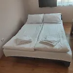 Ela 4*