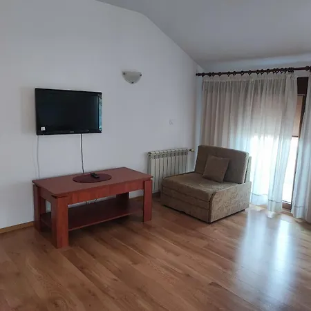 Ela Guest house