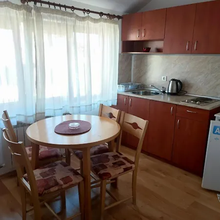 Ela Bansko